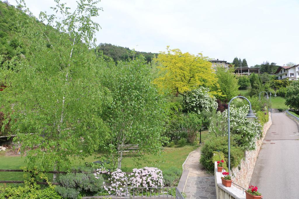 B&B Casa Brunelli เตรนโต ภายนอก รูปภาพ